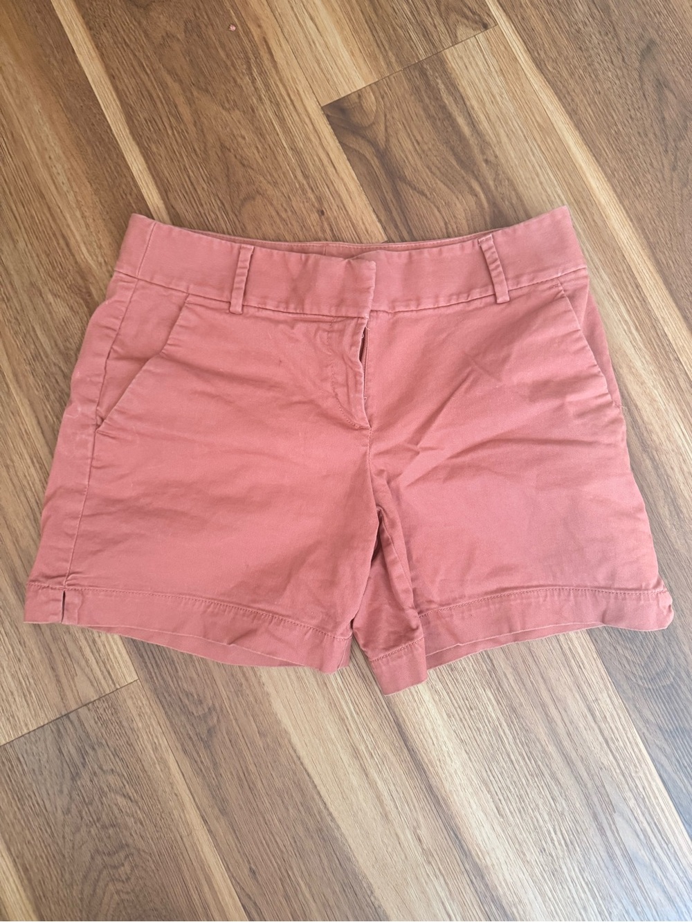 Loft Women’s Coral Chino Shorts Size 4